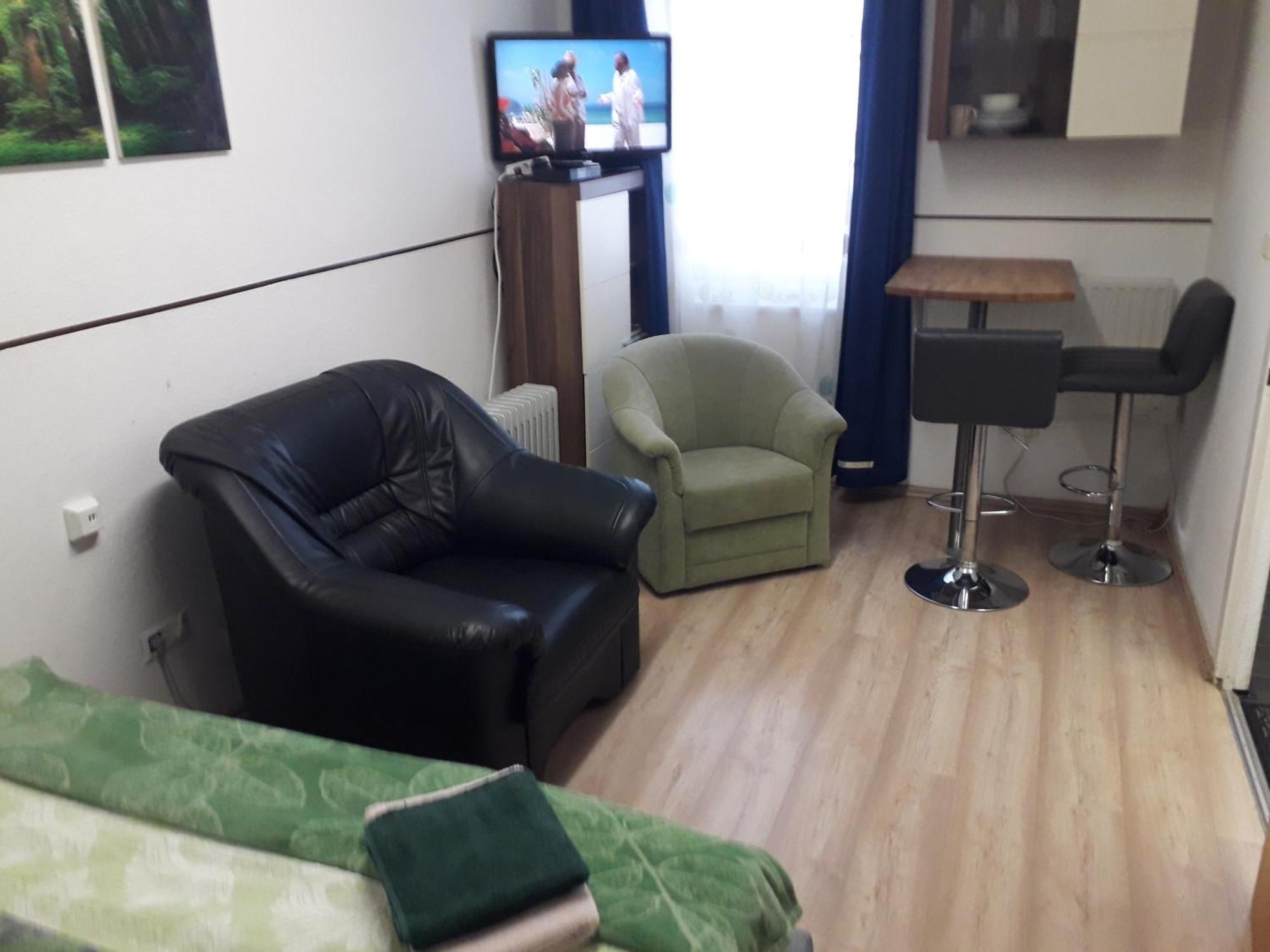 Apartment Ap 1 Im Zentrum Steyr, Bestrooms Eu Екстериор снимка