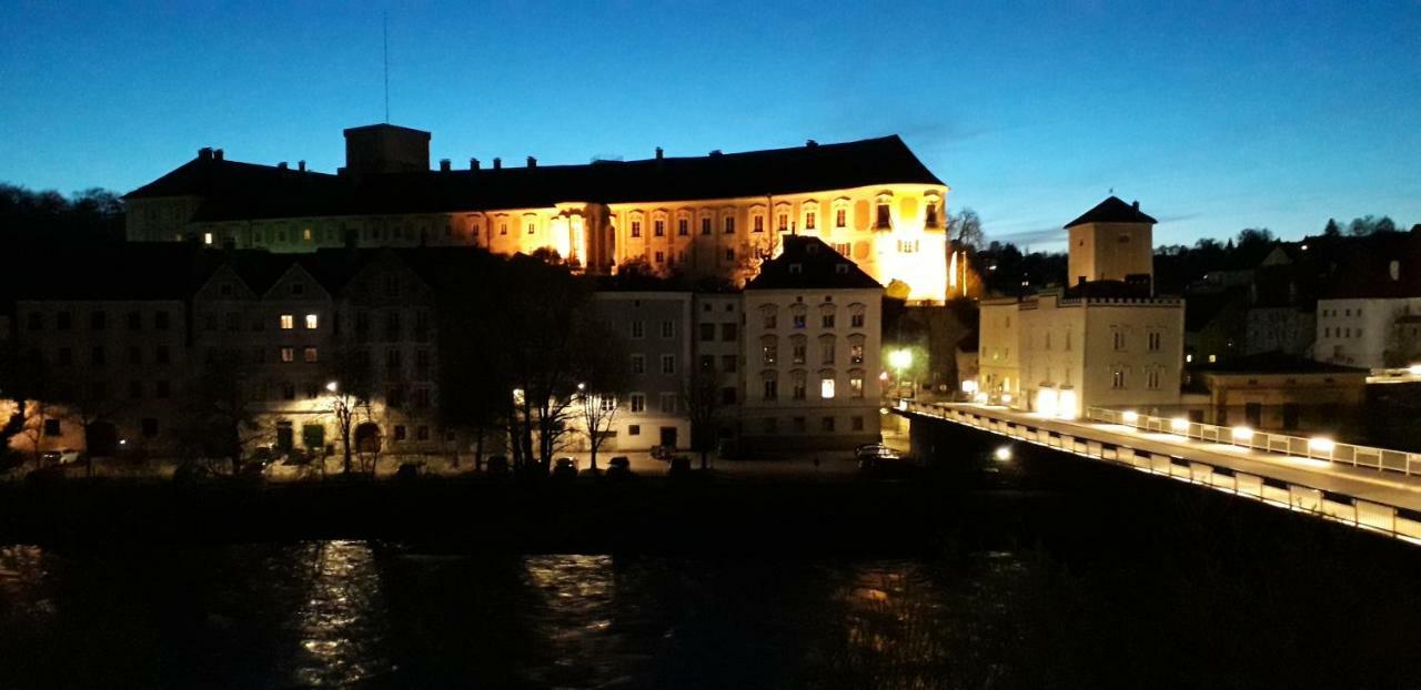 Apartment Ap 1 Im Zentrum Steyr, Bestrooms Eu Екстериор снимка