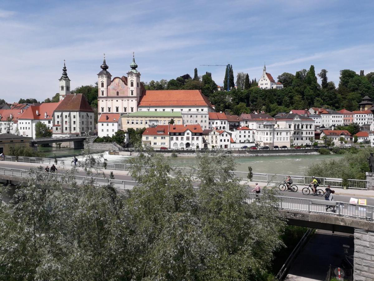 Apartment Ap 1 Im Zentrum Steyr, Bestrooms Eu Екстериор снимка